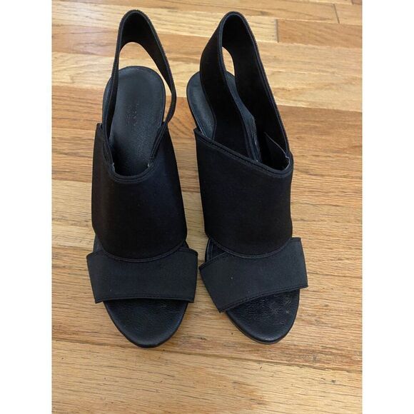 Simply Vera Vera Wang women's Black Open Toe Slingback Heels size 6 - Picture 1 of 10